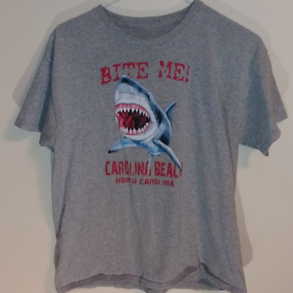 Carolina Beach T-shirt size Med
